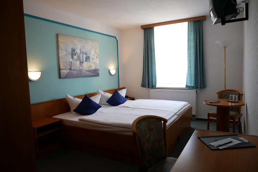Hotel Garni Brauhof Niederwiesa Ngoại thất bức ảnh