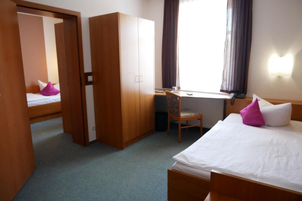 Hotel Garni Brauhof Niederwiesa Ngoại thất bức ảnh